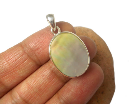 White Oval Mother of Pearl Sterling Silver 925 Gemstone Pendant