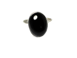 Black ONYX Sterling Silver 925 Gemstone Oval Ring - Size P 