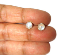 MOONSTONE Round Shaped Sterling Silver Gemstone Stud Earrings 925 - 6 mm