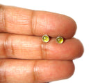 Peridot stud earrings 4 mm