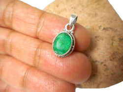 Green Oval Shaped EMERALD Sterling Silver 925 Gemstone Pendant