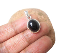 Small Oval Shaped Black ONYX Sterling Silver 925 Gemstone Pendant